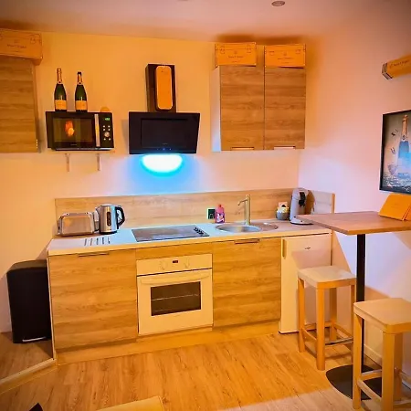 公寓 L'ecrin De Clicquot, Cosy Au Coeur D'epernay 埃佩尔奈