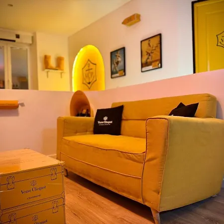 公寓 L'ecrin De Clicquot, Cosy Au Coeur D'epernay 埃佩尔奈